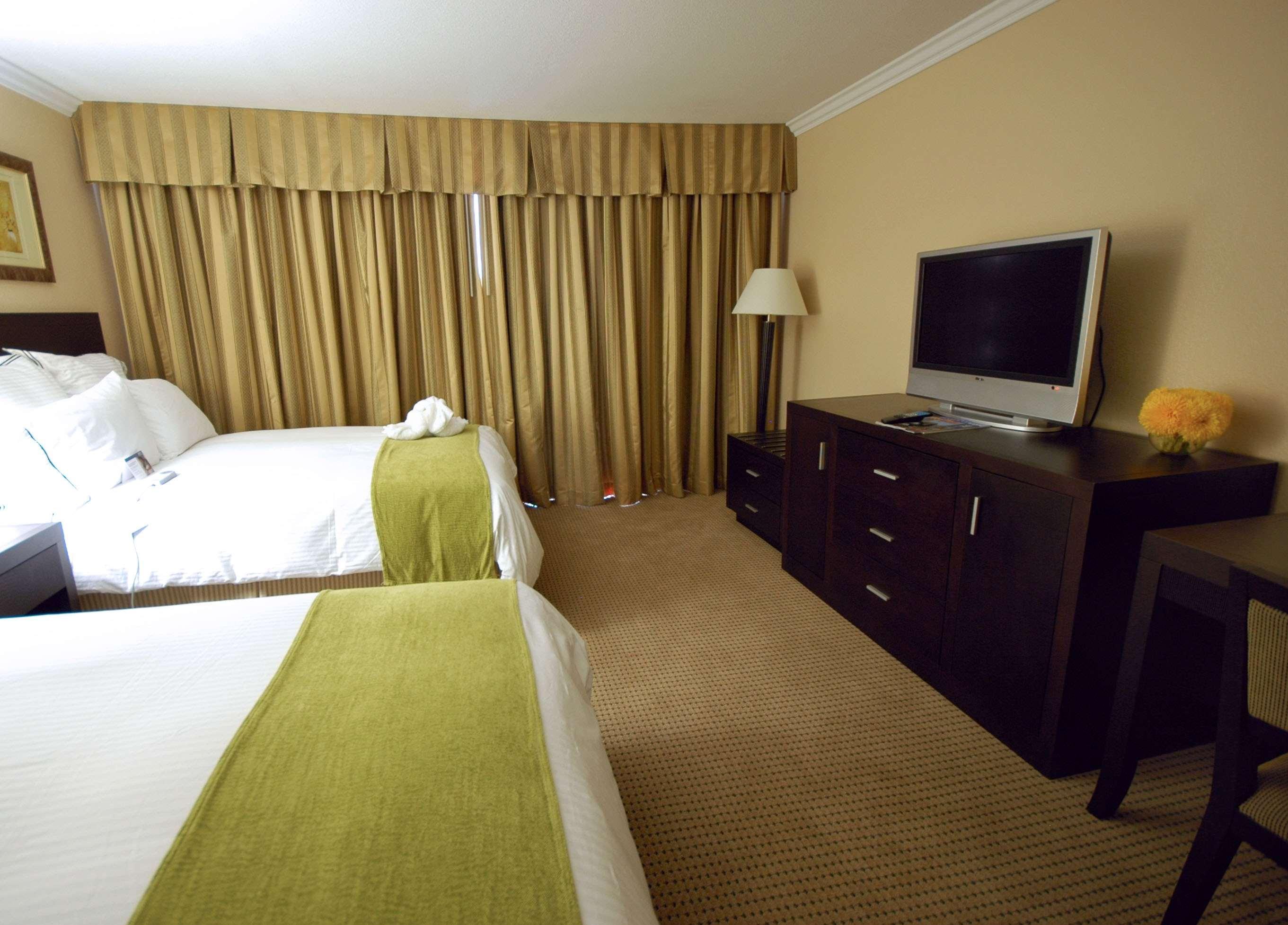Buena Park Grand Hotel & Suites Екстер'єр фото