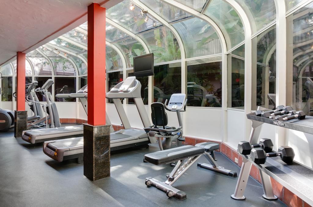 Buena Park Grand Hotel & Suites Екстер'єр фото