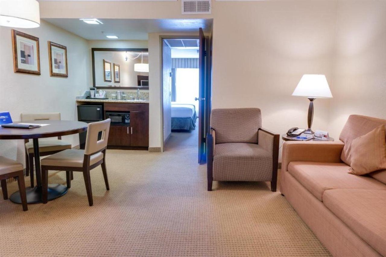 Buena Park Grand Hotel & Suites Екстер'єр фото